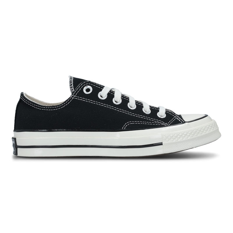 Chuck 70, Crna