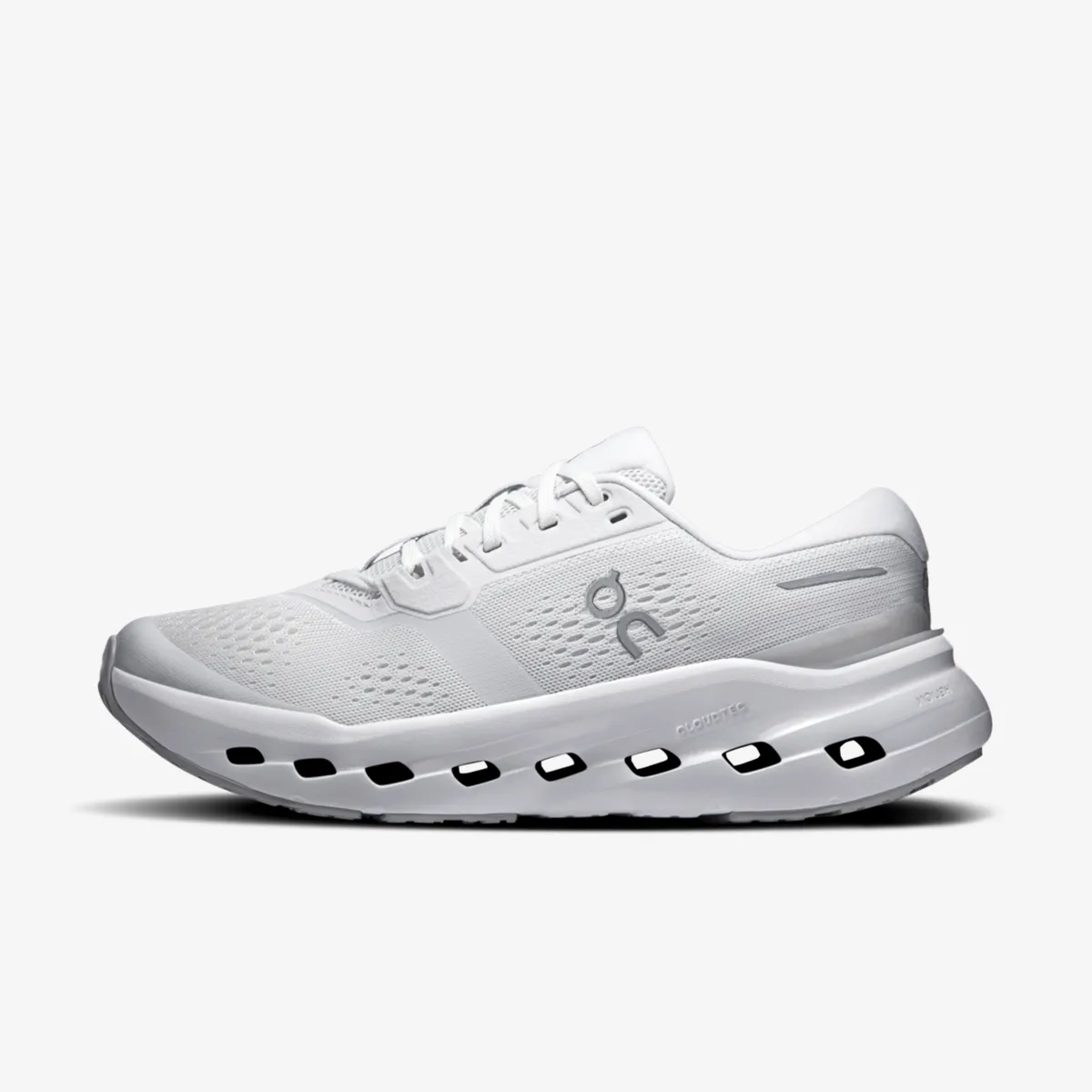 Cloudrunner 3, Bela