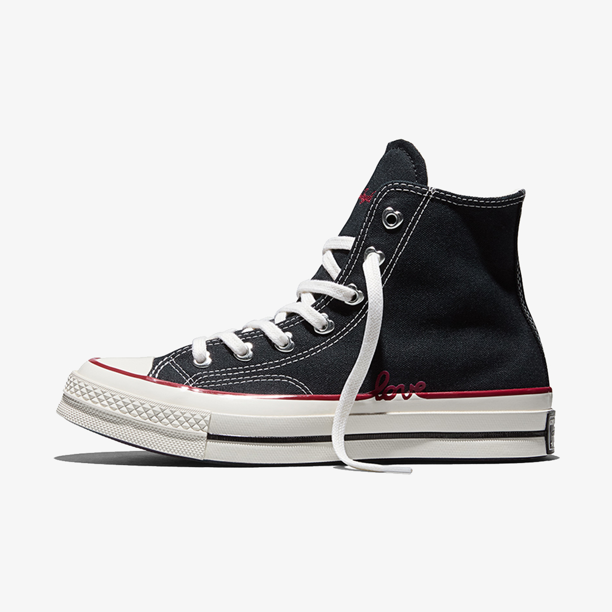 Chuck 70, Crna