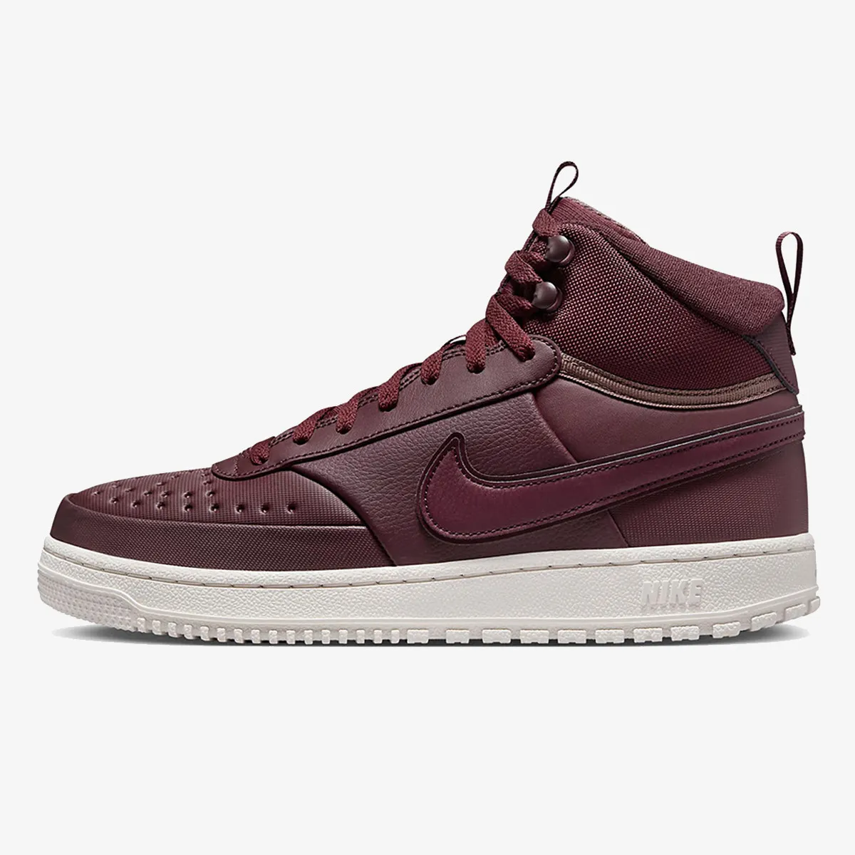 Court Vision Mid Winter, Bordo