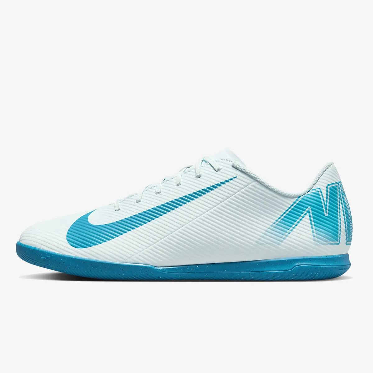 Mercurial Vapor 16 Club, Plava
