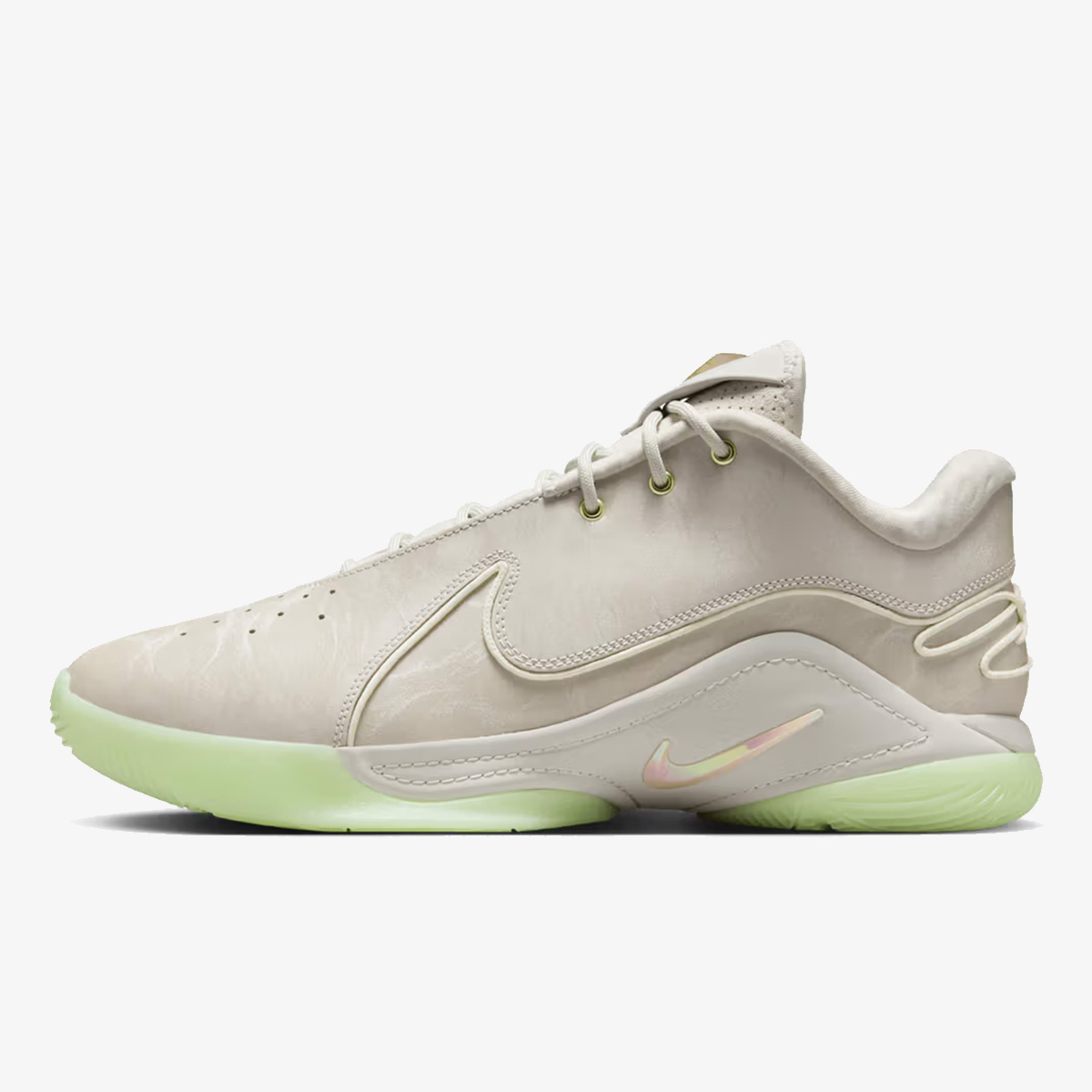 LeBron 22