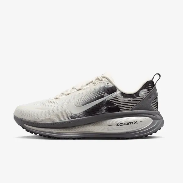 Nike Vomero 18 Se