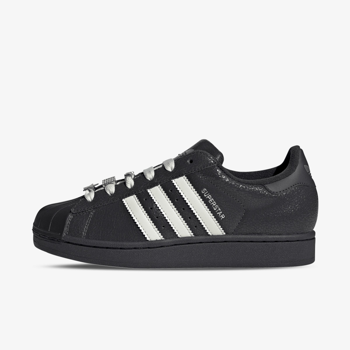 Superstar II, Siva