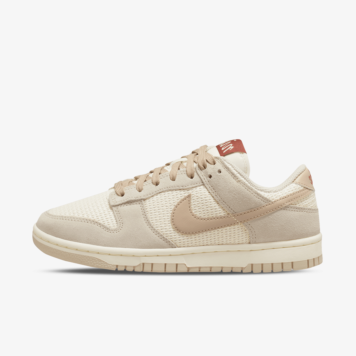 Dunk Low SE
