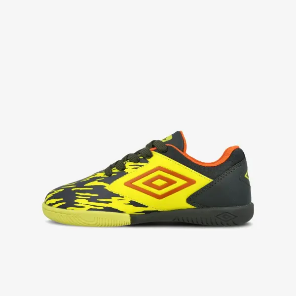 Umbro Advantage